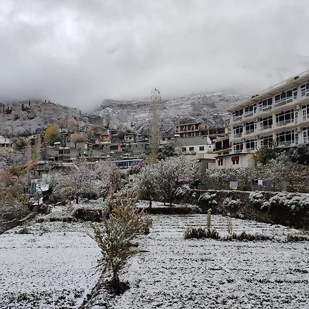 Hilltop Hotel, Hunza Karimabad  Ngoại thất bức ảnh